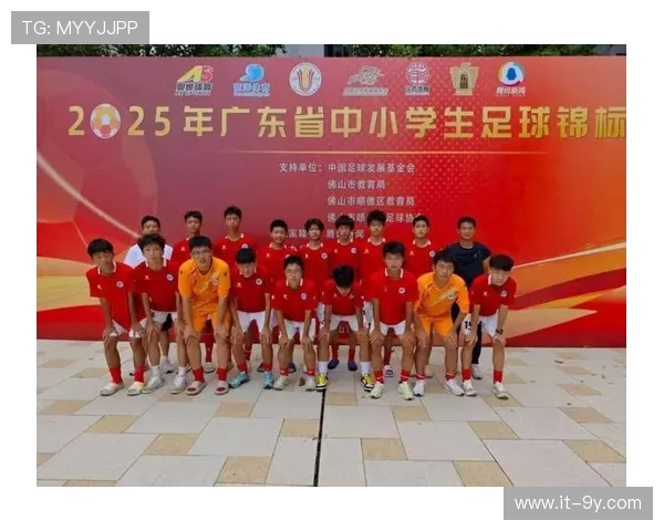 安康市最强初中足球队崭露头角 助力学生全面发展与校园体育新风潮